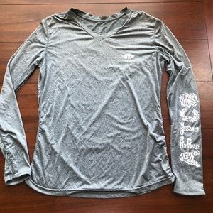 Women’s AFTCO shirt